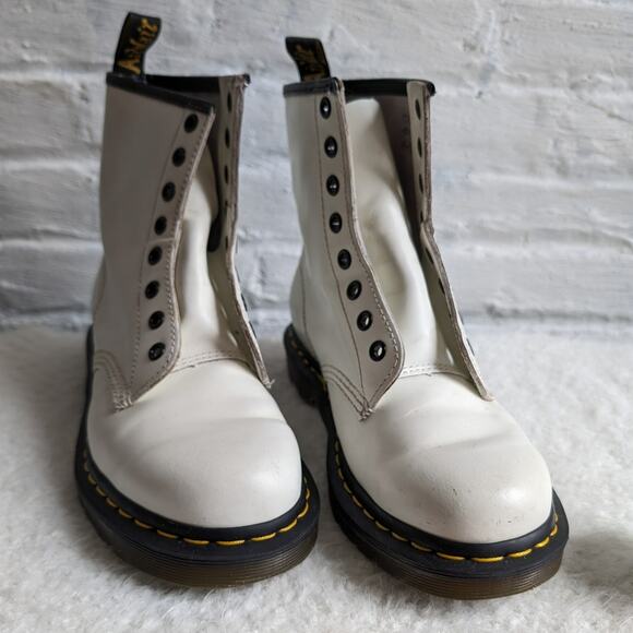Dr Martens Docs White High Top Leather Combat Boots Kawaii Grunge Biker Shoes - Picture 7 of 9